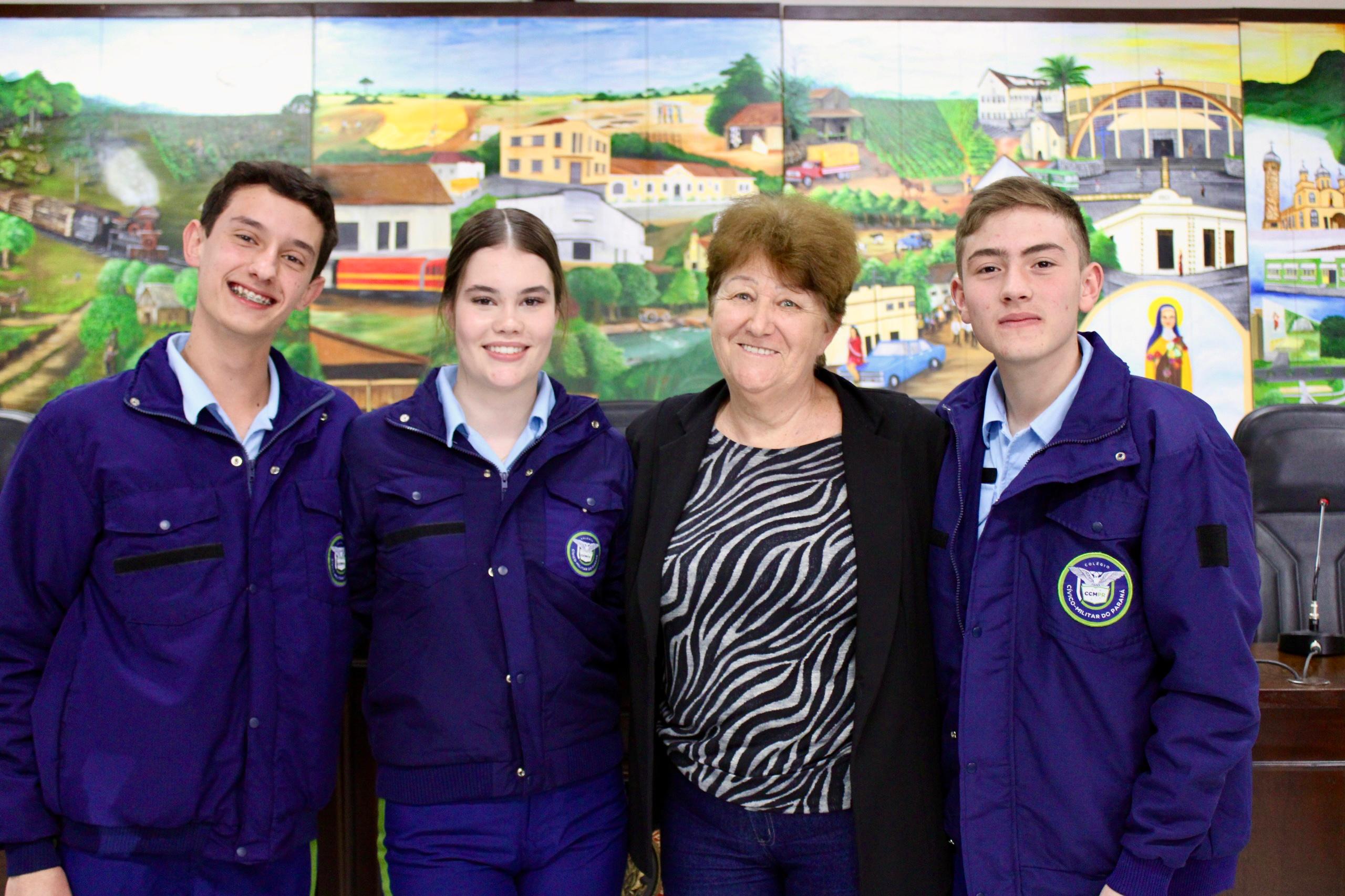 WhatsApp Image 2025-09-09 at 15.30.24 (2).jpeg