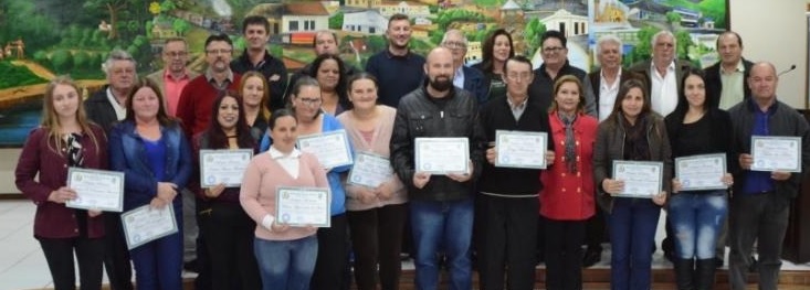 Homenagem ao Lar dos Velhinhos